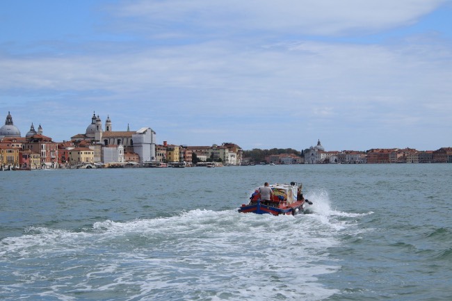 public transport for solo travel in italy