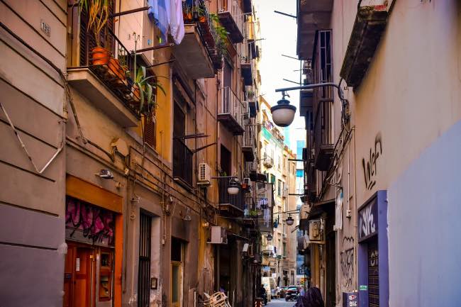 non touristy places in naples